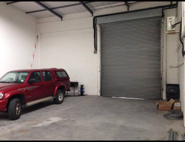 425M² FACTORY TO LET IN AIRPORT INDUSTRIA